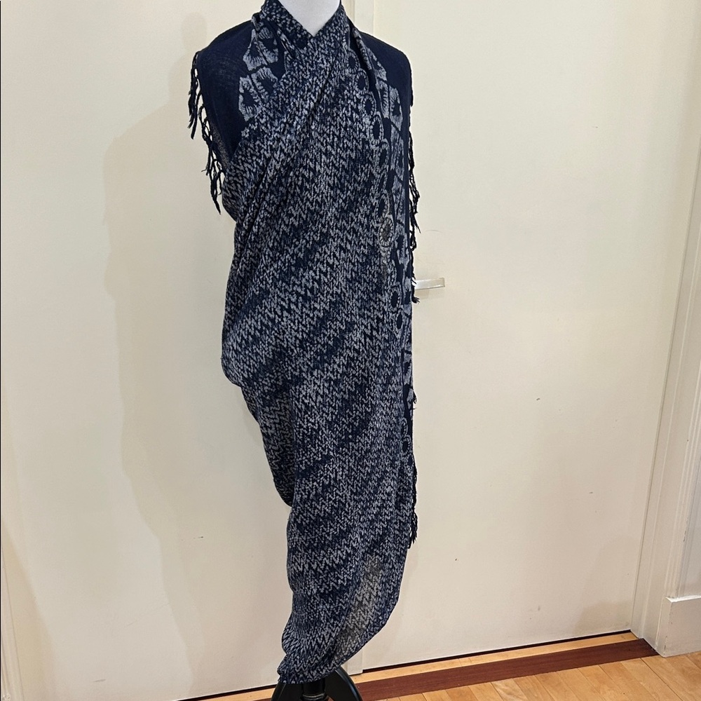 Navy and White Patterned Fringe Scarf Wrap